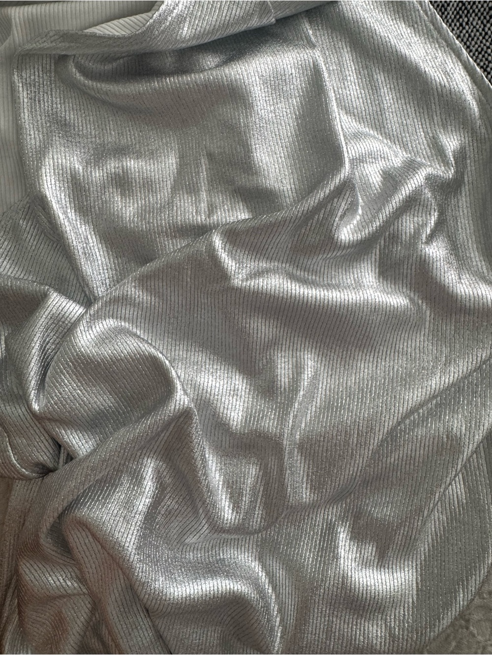 Zara Silver Metallic Foil Ribbed Halter Top Size L NWOT Party Going Out - Picture 3 of 5
